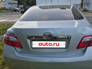 2011 Toyota Camry VI (XV40) Рестайлинг, серебристый, 1340000 рублей, вид 3