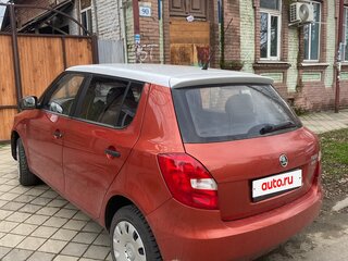2010 Skoda Fabia II Рестайлинг, красный, 490000 рублей, вид 4