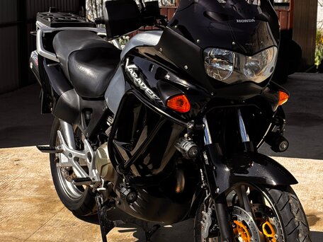 2001 Honda XL1000V Varadero, серебристый, 470000 рублей, вид 1