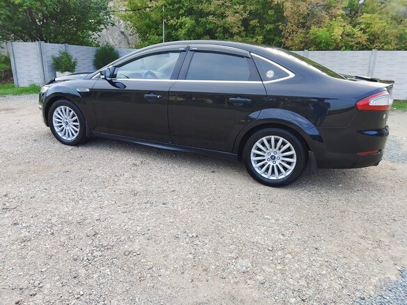 2012 Ford Mondeo IV Рестайлинг, чёрный, 1250000 рублей - вид 2