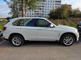 2014 BMW X5 30d III (F15), белый, 3400000 рублей, вид 4