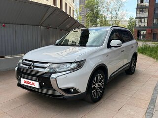 2016 Mitsubishi Outlander III Рестайлинг 2, белый, 2130000 рублей, вид 2