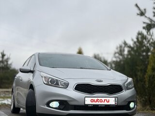 2013 Kia Ceed II, серебристый, 865000 рублей, вид 1