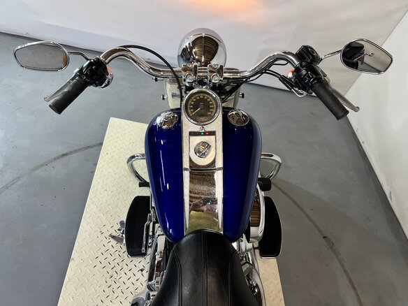 2007 Harley-Davidson Fat Boy, синий, 610000 рублей - вид 15