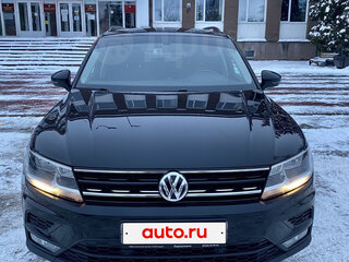 2017 Volkswagen Tiguan II, чёрный, 1750000 рублей, вид 1
