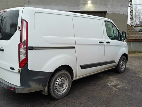 2015 Ford Transit Custom, белый, 1800000 рублей, вид 4
