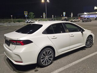 2019 Toyota Corolla XII (E210), белый, 2150000 рублей, вид 5