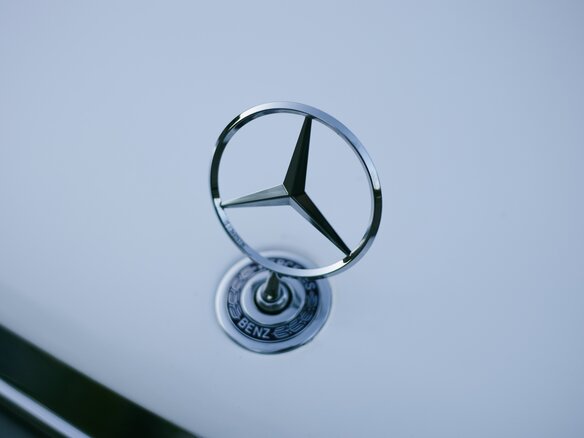 1992 Mercedes-Benz S-Класс 300 III (W140), белый, 2780000 рублей - вид 37