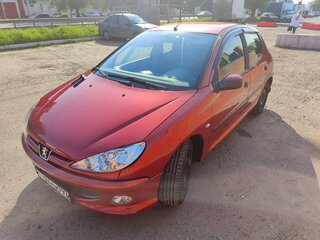 2007 Peugeot 206, красный, 295000 рублей, вид 1