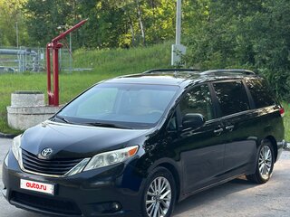 2014 Toyota Sienna III Рестайлинг, чёрный, 2150000 рублей, вид 1