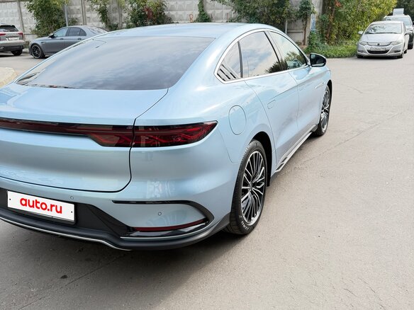 2023 BYD Han DM-i I Рестайлинг, голубой, 2750000 рублей - вид 3