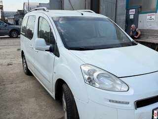 2013 Peugeot Partner II Рестайлинг, белый, 430000 рублей, вид 2
