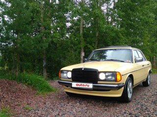 1980 Mercedes-Benz W123 200 4-speed, жёлтый, 599000 рублей, вид 2