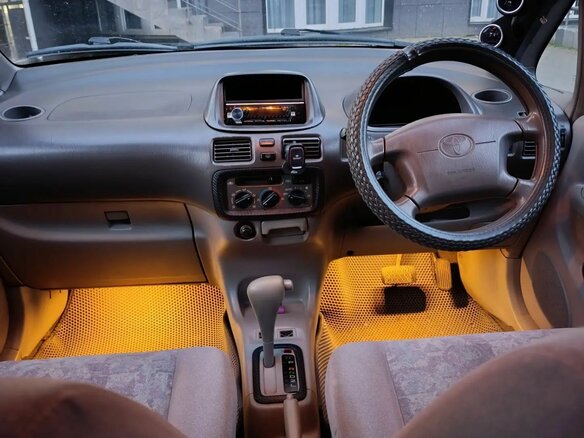 1998 Toyota Corolla Spacio I, серый, 350000 рублей - вид 6