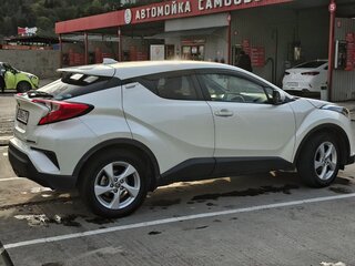 2017 Toyota C-HR I, белый, 1850000 рублей, вид 4