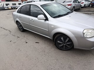 2011 Chevrolet Lacetti I, серебристый, 440000 рублей, вид 4
