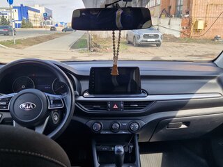 2019 Kia Cerato IV, чёрный, 1580000 рублей, вид 4