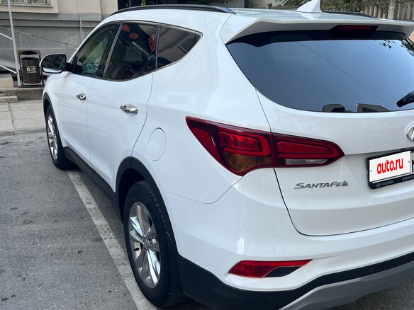 2015 Hyundai Santa Fe III Рестайлинг, белый, 2500000 рублей - вид 3