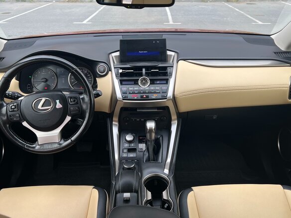 2016 Lexus NX 200 I, красный, 2777000 рублей - вид 5