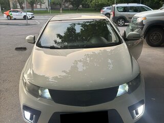 2011 Kia Cerato Koup II, белый, 777000 рублей, вид 5