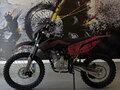 2026 BSE Z2, красный, 154990 рублей