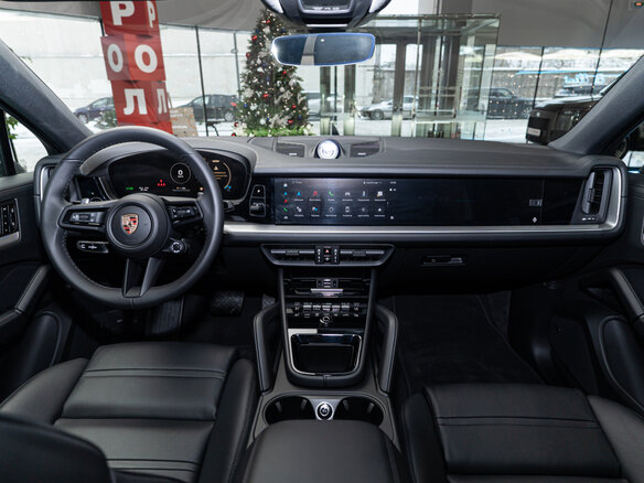 2025 Porsche Cayenne Coupé III Рестайлинг, белый, 17995000 рублей - вид 5