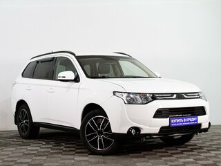 2013 Mitsubishi Outlander III, белый, 1249000 рублей, вид 1