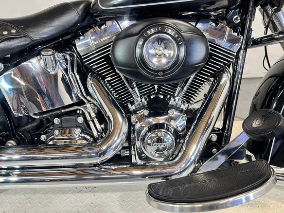 2012 Harley-Davidson Heritage, чёрный, 660000 рублей - вид 11