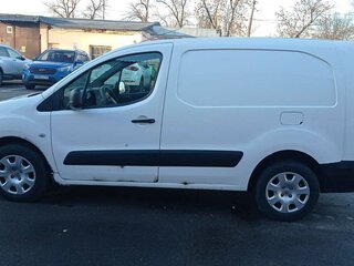 2013 Peugeot Partner, белый, 500000 рублей, вид 3