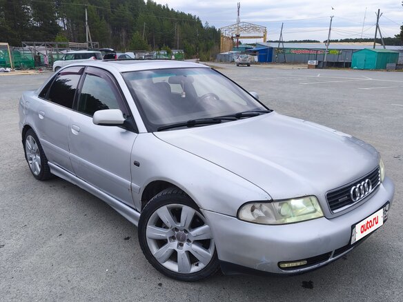 2000 Audi A4 I (B5) Рестайлинг, серый, 370000 рублей - вид 1