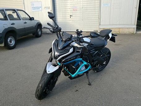 2026 CFMoto 675NK, белый, 709999 рублей, вид 1