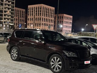 2010 Infiniti QX56 II, пурпурный, 2400000 рублей, вид 1