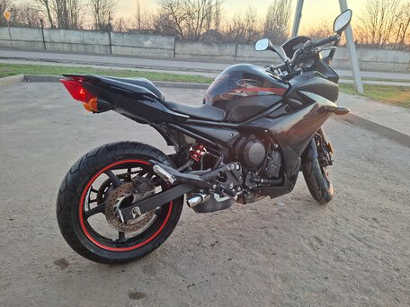 2011 Yamaha XJ6 (FZ6R), чёрный, 490000 рублей, вид 5