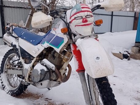 1993 Yamaha XT225 Serow, белый, 150000 рублей, вид 1