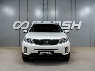 2013 Kia Sorento II Рестайлинг, белый, 1899000 рублей, вид 3