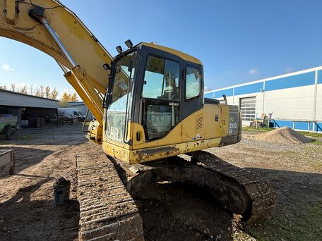 2004 Komatsu PC210, 2200000 рублей, вид 1
