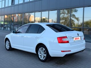 2013 Skoda Octavia III (A7), белый, 870000 рублей, вид 3