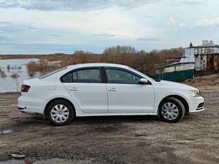 2016 Volkswagen Jetta VI Рестайлинг, белый, 1050000 рублей, вид 4