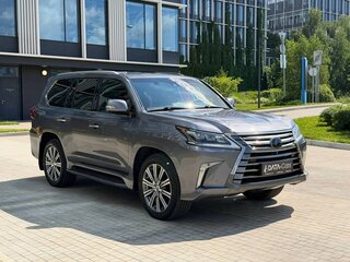 2016 Lexus LX 570 III Рестайлинг 2, серый, 7400000 рублей, вид 4