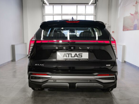 2026 Geely Atlas II, чёрный - вид 6