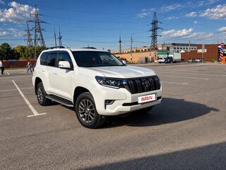 2019 Toyota Land Cruiser Prado 150 Series Рестайлинг 2, белый, 5639000 рублей, вид 2