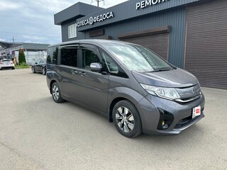 2017 Honda Stepwgn V Рестайлинг, серый, 2020000 рублей, вид 5