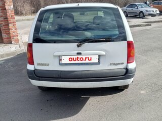 2002 Renault Megane I Рестайлинг, белый, 230000 рублей, вид 3