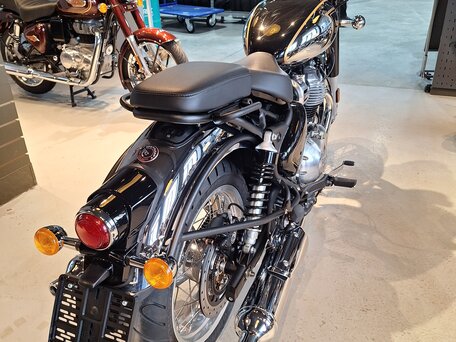 2026 Royal Enfield Classic 650, чёрный, 714000 рублей, вид 4