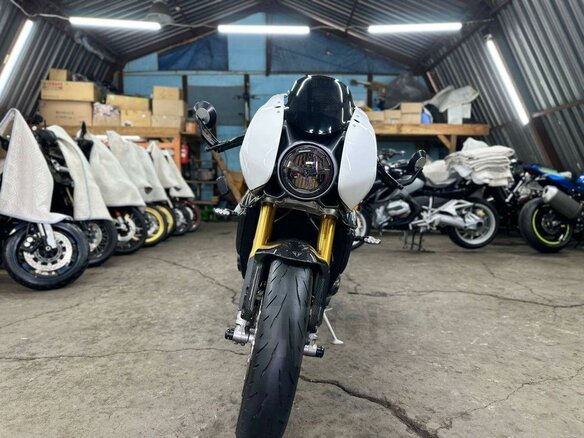2022 Triumph Speed Triple, белый, 1550000 рублей - вид 6