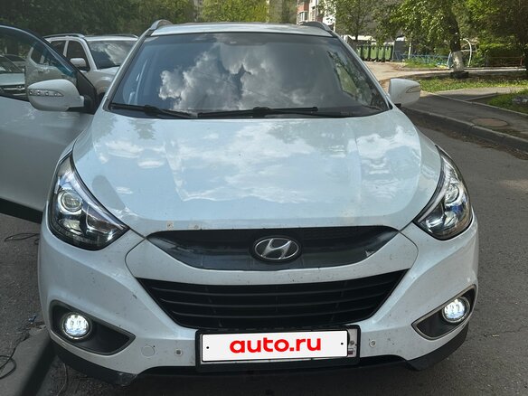 2010 Hyundai ix35 I, белый - вид 9