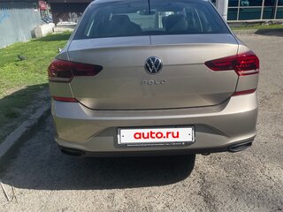 2021 Volkswagen Polo VI, бежевый, 1850000 рублей, вид 4