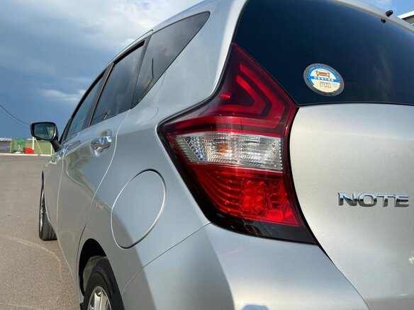 2020 Nissan Note II Рестайлинг, серебристый, 1020000 рублей - вид 12