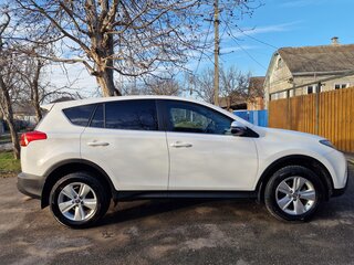 2013 Toyota RAV4 IV (XA40), белый, 1750000 рублей, вид 2