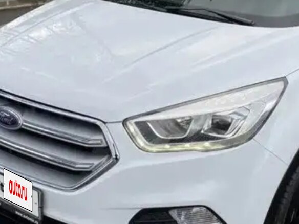 2018 Ford Kuga II Рестайлинг, белый, 1900000 рублей - вид 6